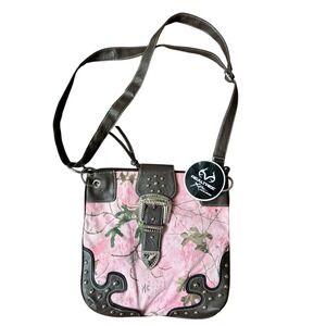 Realtree Pink Camo Crossbody Bag Western Buckle Studded Messenger Purse NWT